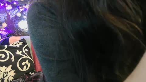 raven blue online show from 11/20/25, 05:51