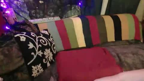 raven blue online show from 03/30/26, 12:44