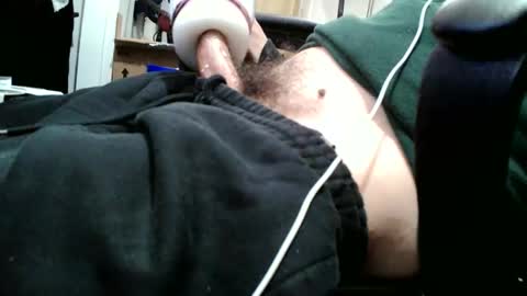 Snapshot of averagecharles757569 chatting on 10/15/25, 06:35 averagecharles757569 online show from 10/15/25, 06:35