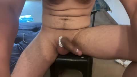 Snapshot of averagefeetlover chatting on 06/26/26, 02:21 averagefeetlover online show from 06/26/26, 02:21