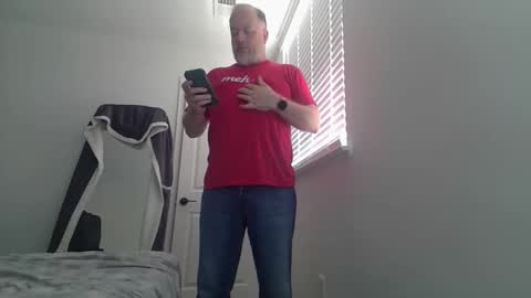 Snapshot of averagegreg chatting on 05/19/26, 05:08 Greg online show from 05/19/26, 05:08