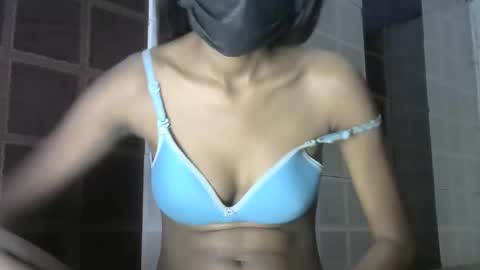 avery_lust01 online show from 04/09/26, 06:19