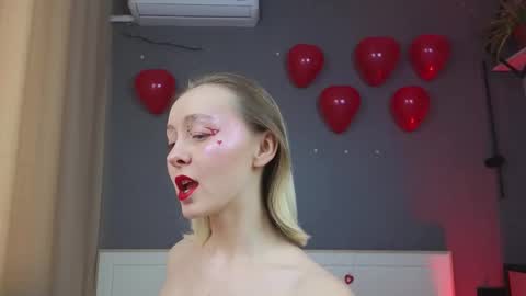 Snapshot of avgustina_love chatting on 02/14/25, 10:49 avgustina_love online show from 02/14/25, 10:49