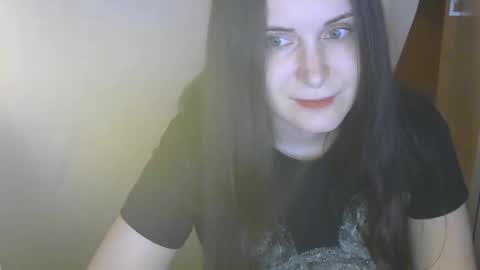 Snapshot of avialenne chatting on 03/26/26, 06:02 avialenne online show from 03/26/26, 06:02