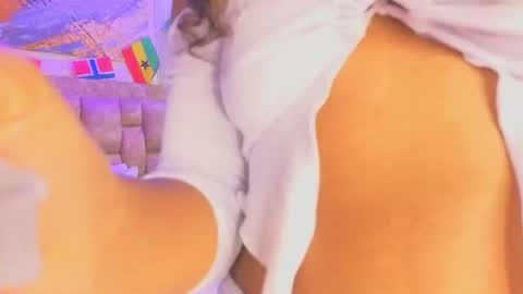 Snapshot of avis_lara chatting on 07/06/26, 07:16 AVIS online show from 07/06/26, 07:16