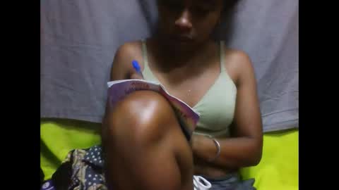 Snapshot of avontsoaldy chatting on 10/29/25, 02:58 avontsoaldy online show from 10/29/25, 02:58