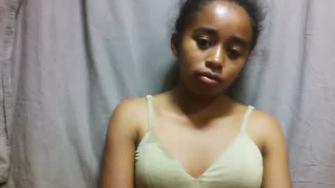 Snapshot of avontsoaldy chatting on 11/16/25, 02:22 avontsoaldy online show from 11/16/25, 02:22