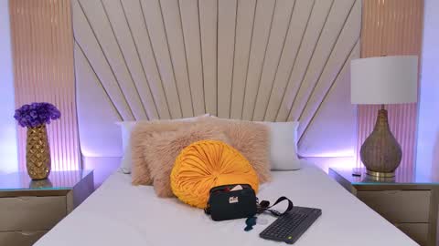 Javier y Lorena online show from 10/30/25, 12:50