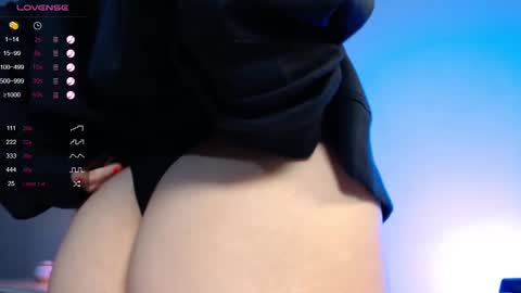 Snapshot of avrill_morgan chatting on 02/20/25, 06:57 Avrill Morgan online show from 02/20/25, 06:57