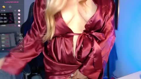 Snapshot of avrill_morgan chatting on 02/28/25, 08:50 Avrill Morgan online show from 02/28/25, 08:50