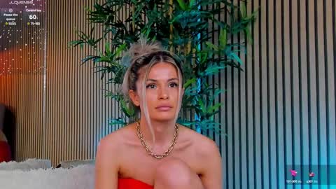 AVRILL CYRUX online show from 02/13/25, 10:02