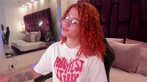 Snapshot of avrilwayne chatting on 12/02/25, 11:26 Avril online show from 12/02/25, 11:26