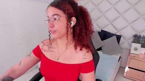 Avril  online show from 02/15/26, 12:58