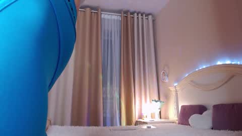 Avrora Inst online show from 02/18/26, 10:28