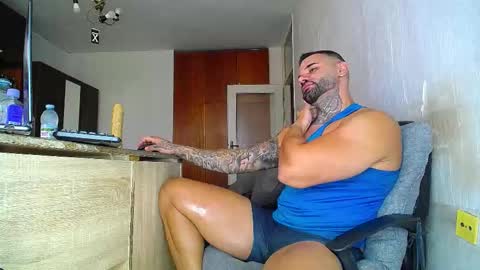 Snapshot of awerio7777 chatting on 09/15/25, 08:47 Santiago777 online show from 09/15/25, 08:47