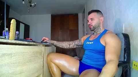 Snapshot of awerio7777 chatting on 10/10/25, 08:57 Santiago777 online show from 10/10/25, 08:57