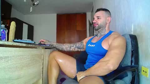 Snapshot of awerio7777 chatting on 10/17/25, 09:01 Santiago777 online show from 10/17/25, 09:01