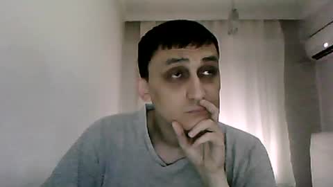Snapshot of awesenheit chatting on 07/21/26, 08:27 awesenheit online show from 07/21/26, 08:27