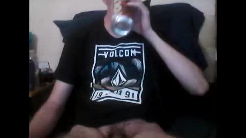 Snapshot of aweshite chatting on 11/11/25, 09:42 aweshite online show from 11/11/25, 09:42