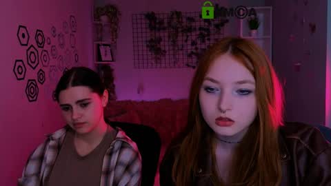 awesomeemma_ online show from 05/11/26, 11:05
