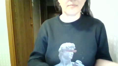 awesomeladyy online show from 04/15/26, 07:58