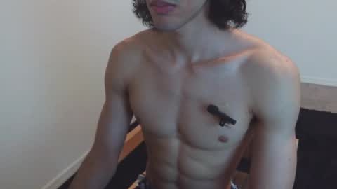 Snapshot of awwdi1 chatting on 03/07/25, 03:28 Edward Skellington online show from 03/07/25, 03:28