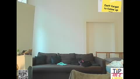 Snapshot of awwwsocutehappynew chatting on 07/18/26, 06:56 HappyNewSky here online show from 07/18/26, 06:56