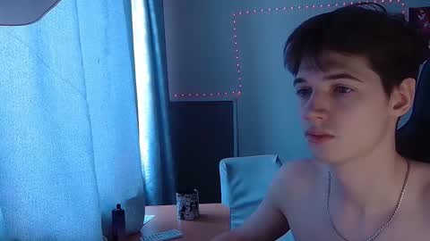 axel_0ne online show from 02/10/26, 08:07