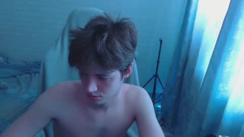 axel_0ne online show from 05/07/26, 05:35