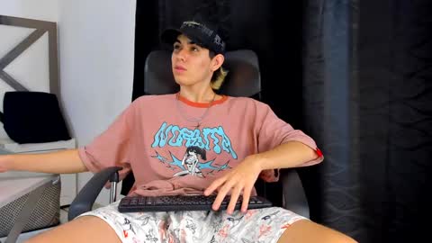 Snapshot of axel_cifer chatting on 01/30/25, 08:10 Axel cifer online show from 01/30/25, 08:10