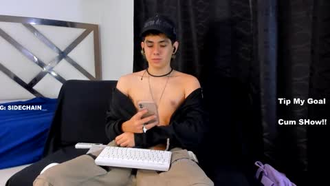 Snapshot of axel_cifer chatting on 03/07/25, 05:38 Axel cifer online show from 03/07/25, 05:38