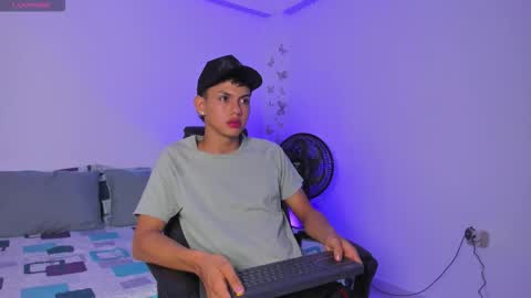 Snapshot of axel_cody_ chatting on 10/26/25, 12:00 AXEL online show from 10/26/25, 12:00