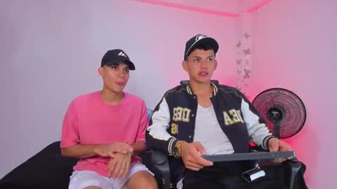 Snapshot of axel_cody_ chatting on 11/15/25, 08:05 AXEL online show from 11/15/25, 08:05