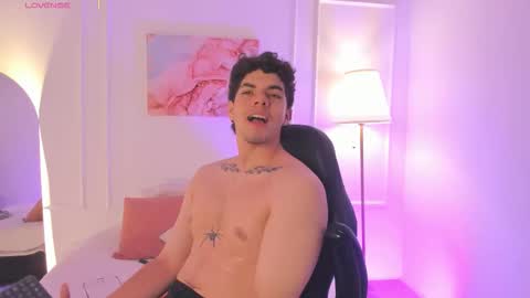 Snapshot of axel_creed chatting on 02/13/26, 02:46 Yooung King online show from 02/13/26, 02:46