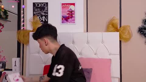 Axel Evanss online show from 12/04/25, 12:47