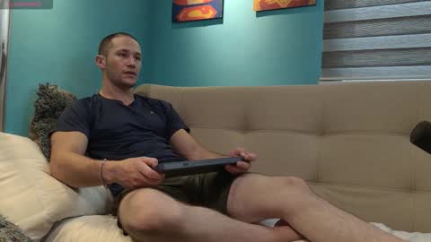 Axel Fairchaild online show from 10/04/25, 02:26