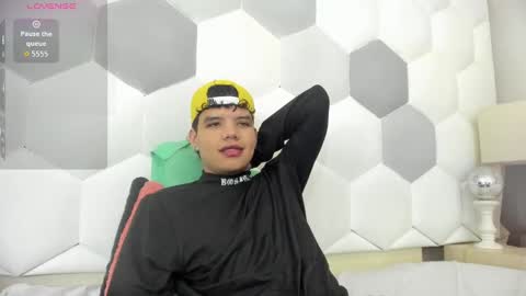 Axel Forte online show from 10/29/25, 01:35