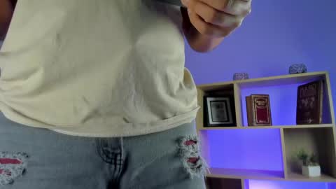 axel_grey_ online show from 05/29/26, 12:03