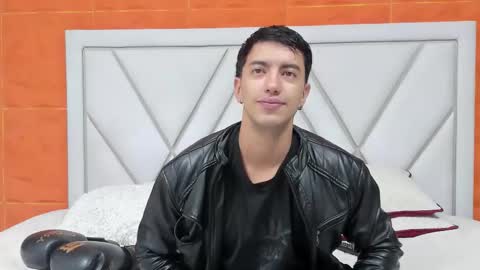 axel_hendrick online show from 02/05/26, 12:43