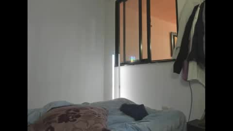axel_hendrick online show from 05/31/26, 02:02