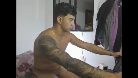 Snapshot of axel_hendrick chatting on 06/20/26, 10:23 axel_hendrick online show from 06/20/26, 10:23
