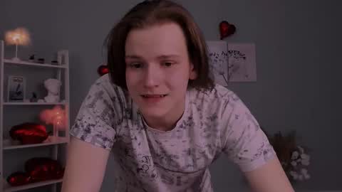 Snapshot of axel_scope chatting on 02/19/26, 08:27 axel_scope online show from 02/19/26, 08:27