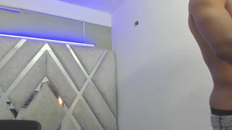 Snapshot of axel_silva3 chatting on 02/27/25, 12:45 AXEL SILVA online show from 02/27/25, 12:45