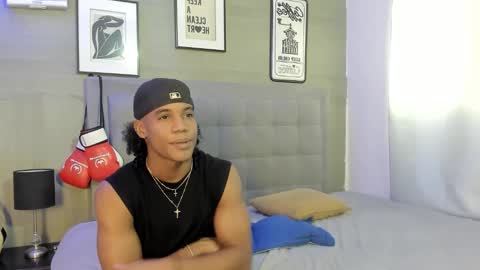 Snapshot of axel_silva3 chatting on 09/18/25, 12:51 AXEL SILVA online show from 09/18/25, 12:51