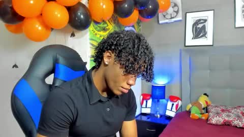 Snapshot of axel_silva3 chatting on 11/01/25, 12:29 AXEL SILVA online show from 11/01/25, 12:29