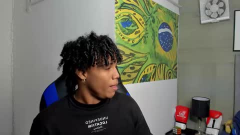 Snapshot of axel_silva3 chatting on 11/23/25, 12:38 AXEL SILVA online show from 11/23/25, 12:38