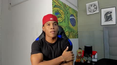 Snapshot of axel_silva3 chatting on 11/25/25, 12:27 AXEL SILVA online show from 11/25/25, 12:27