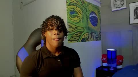 Snapshot of axel_silva3 chatting on 12/14/25, 12:32 AXEL SILVA online show from 12/14/25, 12:32