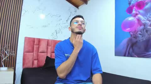 Snapshot of axel_stein2 chatting on 12/02/24, 03:04 Axel online show from 12/02/24, 03:04