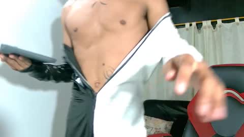 axel_thin online show from 04/14/26, 02:06